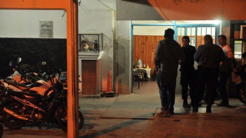 Compró un gato hidráulico robado y lo devolvió a la Policía