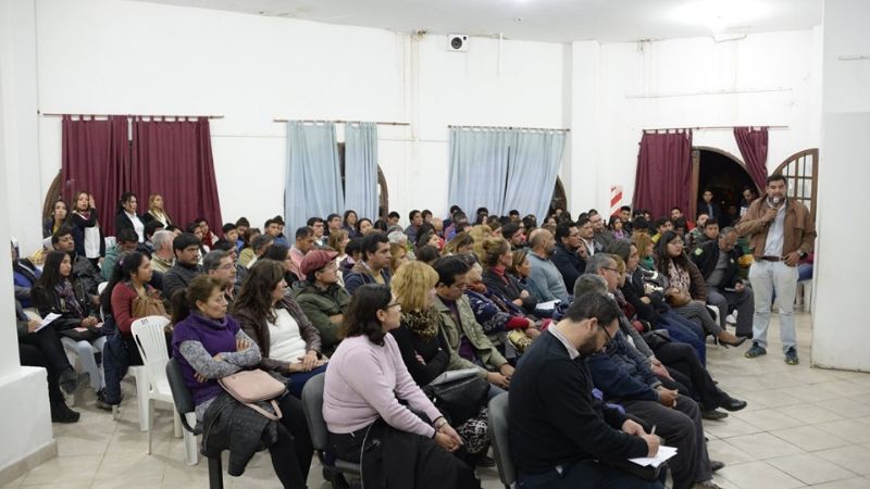 Imponente convocatoria en la primera asamblea del COPES en Santa María