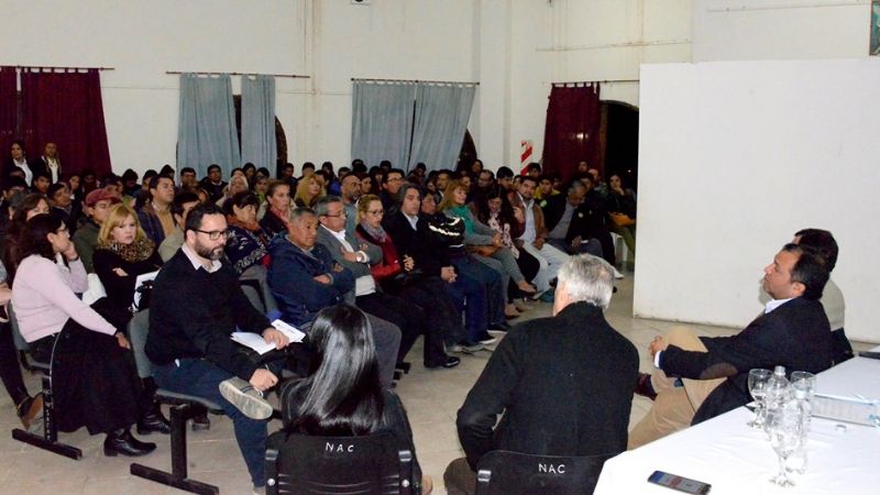 Imponente convocatoria en la primera asamblea del COPES en Santa María