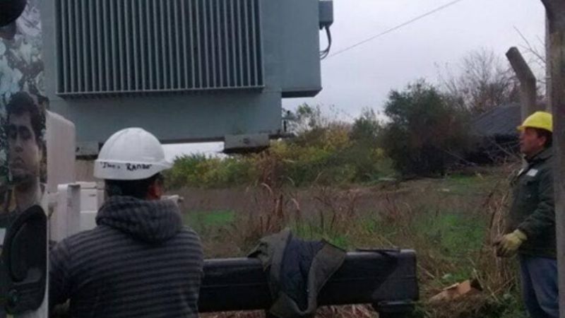 Trabajos para mejorar el servicio eléctrico en el interior