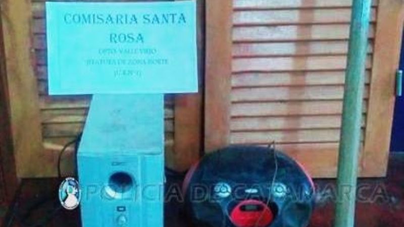 Le robaron en su casa y abandonaron todo en un descampado