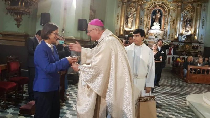 La gobernadora e intendentes rindieron homenaje a la Virgen del Valle