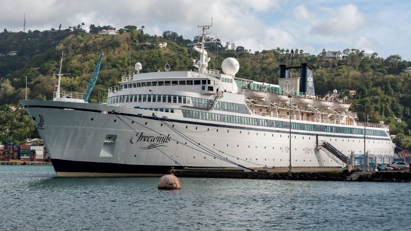 Un crucero en cuarentena en el Caribe por sarampión
