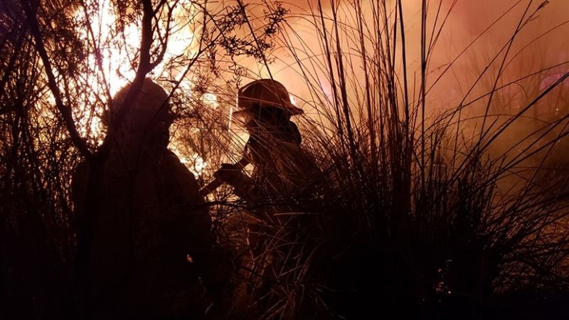 Bomberos Voluntarios trabajaron ocho horas para apagar un incendio