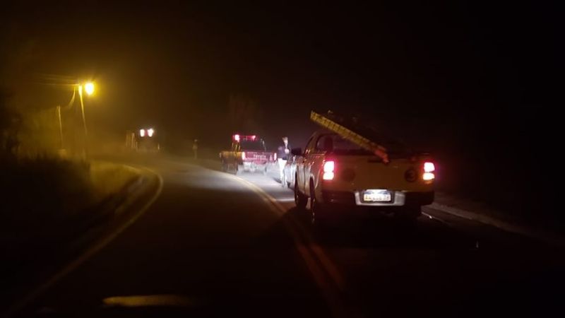 Bomberos Voluntarios trabajaron ocho horas para apagar un incendio