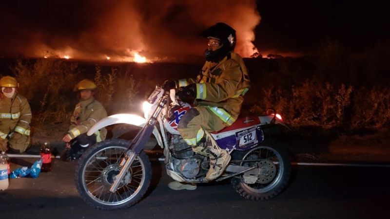 Bomberos Voluntarios trabajaron ocho horas para apagar un incendio