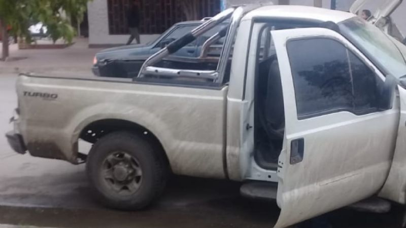 Encontraron una camioneta volcada en la ruta 157