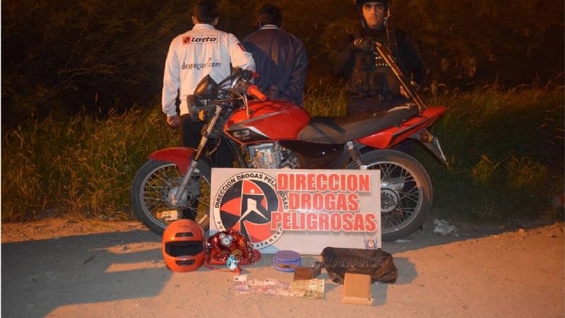 Detienen a un dealer y secuestran más de un kilo de marihuana