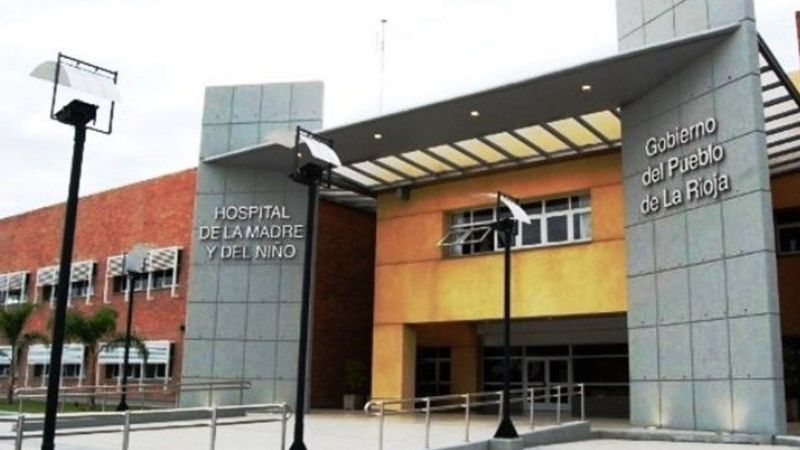 Extraditan a los padres de la beba que murió por golpes