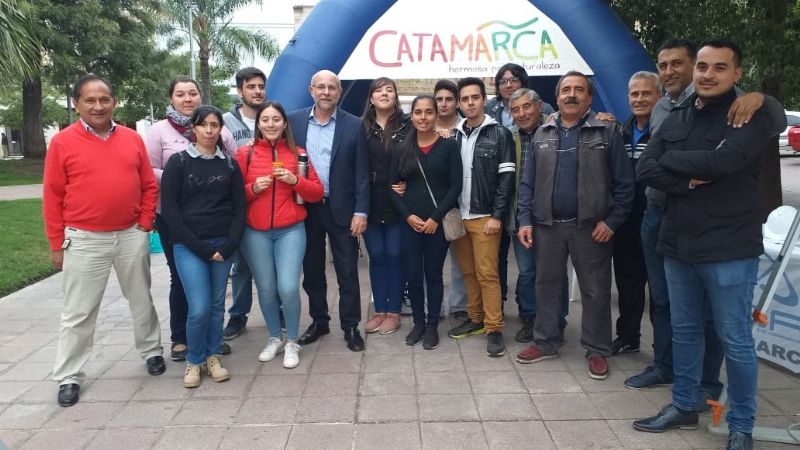 Iniciativa para acercar a los agrimensores a la comunidad