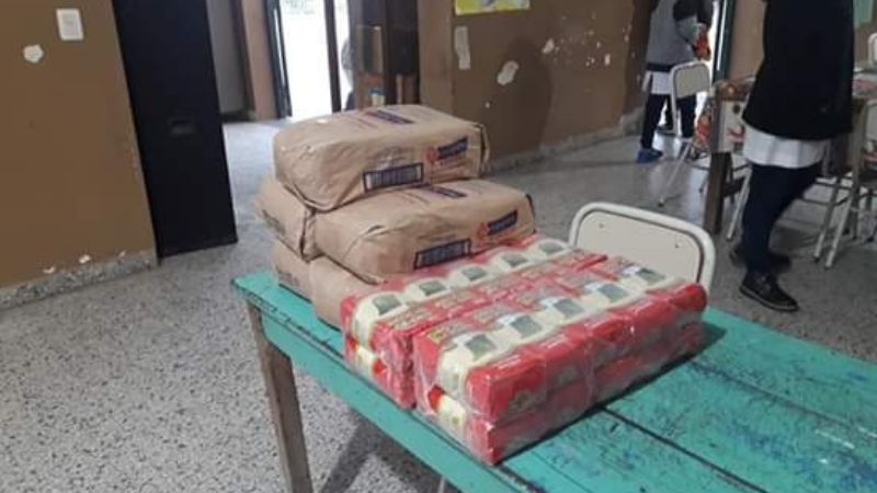 Donaron azúcar y yerba para la Escuela Primaria de Mutquín