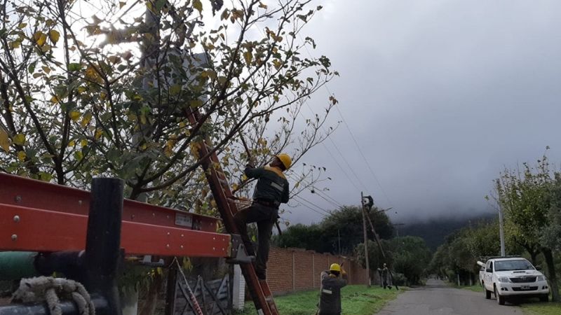 Nuevas líneas para mejorar el servicio energético en el Oeste capitalino