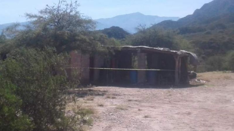 Encontraron ropa con sangre y una masa con la que habrían ultimado a Saracho