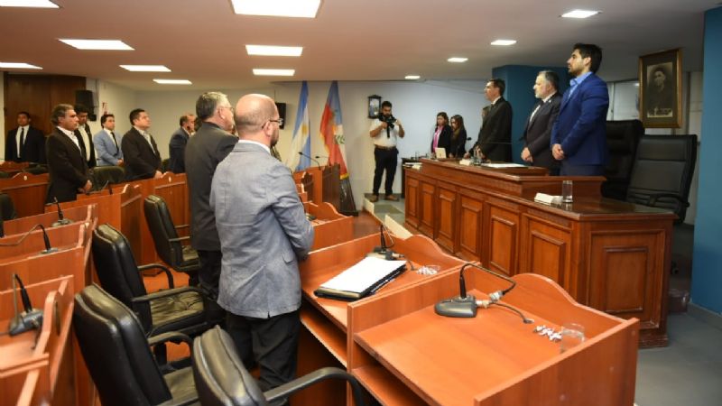 Repudio a declaraciones de Carrió y aprobación de diversos proyectos