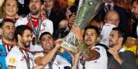 CAMPEÓN DE LA UEFA con su club español, el Sevilla.