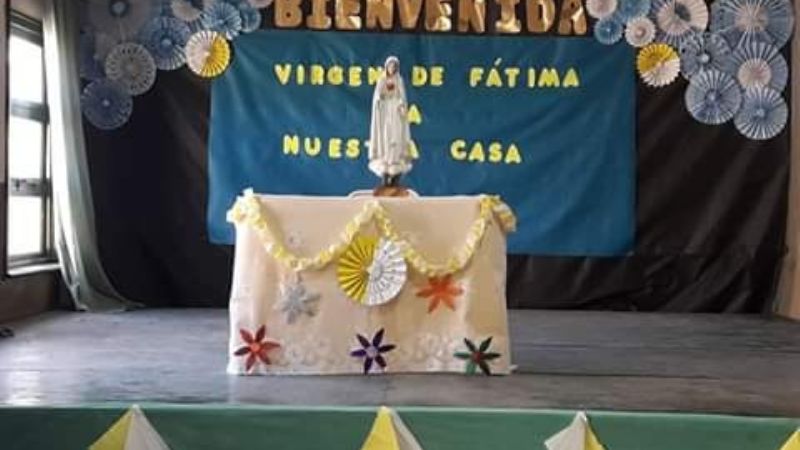 La Virgen de Fátima de visita a escuela de Mutquín