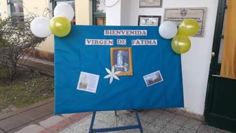 La Virgen de Fátima de visita a escuela de Mutquín