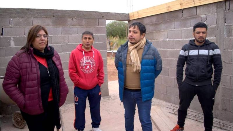 Nóblega y su gabinete llegó al distrito El Puesto