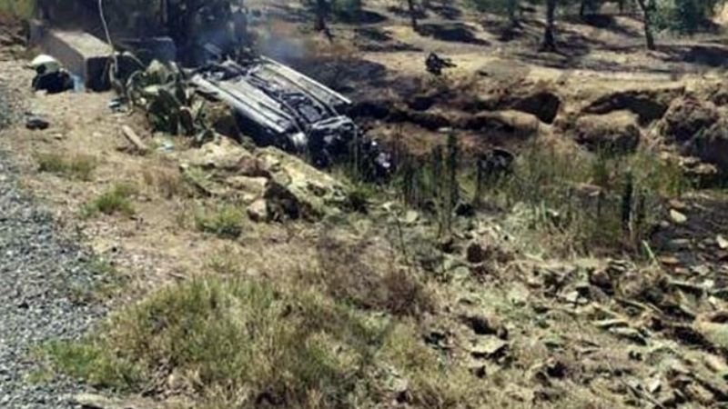 En un accidente automovilístico se mató "La Perla" Reyes
