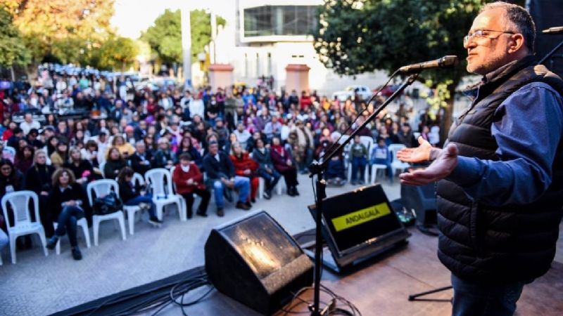 Solá Jais acompañó la noche de gala de Andalgalá
