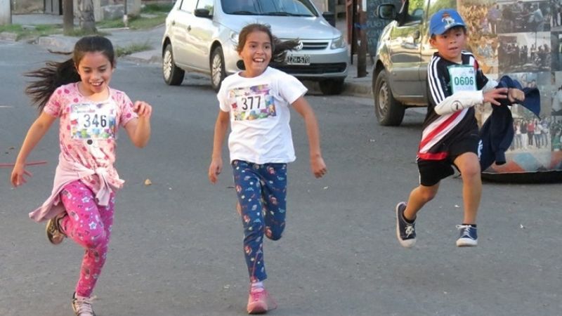 Moreyra y Nieva dominaron el “Abrazo Solidario a las 920”