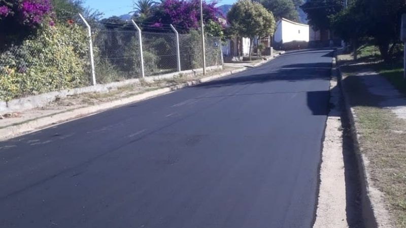 El asfaltado de calles en Coneta es una realidad
