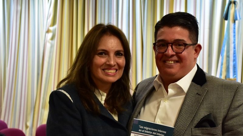 Presentaron libro sobre Migraciones Internas