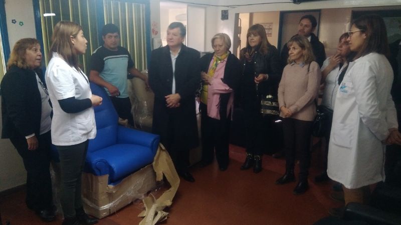 Donación de sillones oncológicos para el Hospital San Juan