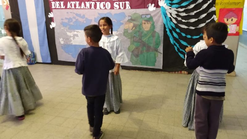 Emotivo acto por Malvinas en Valle Viejo