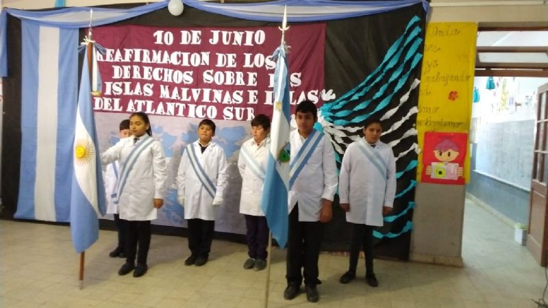 Emotivo acto por Malvinas en Valle Viejo