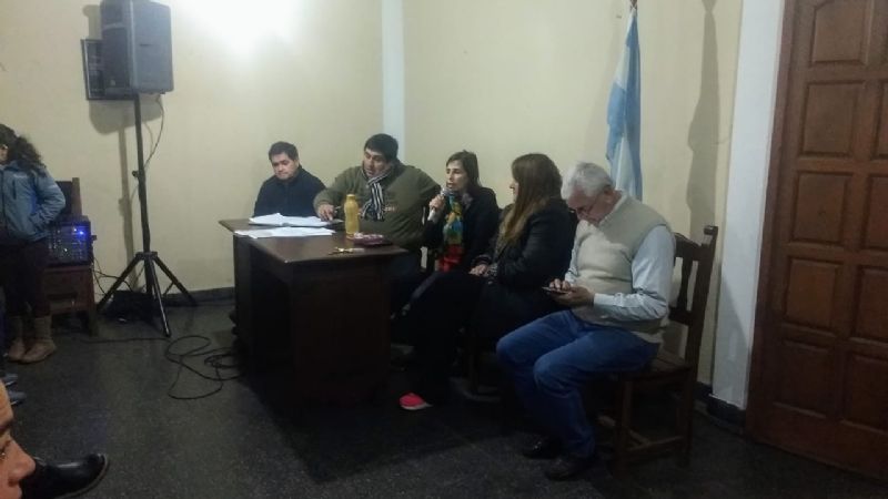 El FCS-Cambiemos se armó en FME y sumó a peronistas