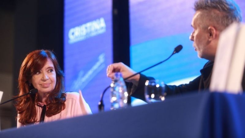 Cristina: "El país va a atravesar más dificultades de las que tenemos"
