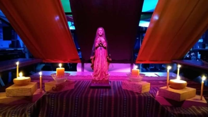 Más de 400 jóvenes en la Vigilia de Pentecostés