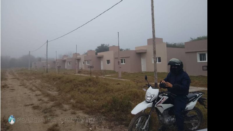 Aprehenden a nueve mujeres por usurpar terrenos en Valle Viejo