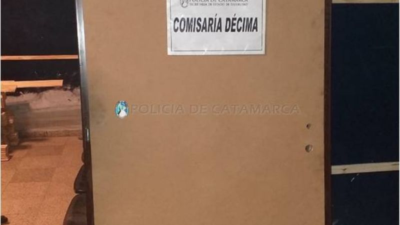 Aprehenden a un joven cuando trasladaba una puerta
