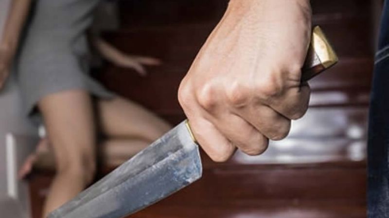 Amenazó y manoseó a una joven y casi termina linchado