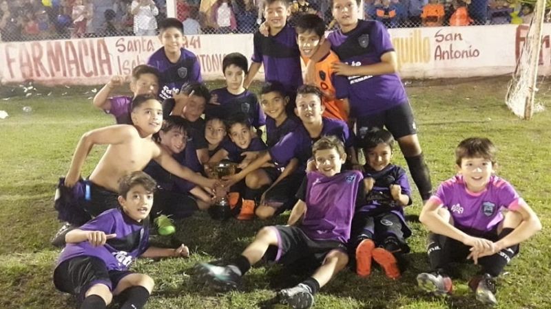 Social San Antonio es “invencible” en los Infantiles