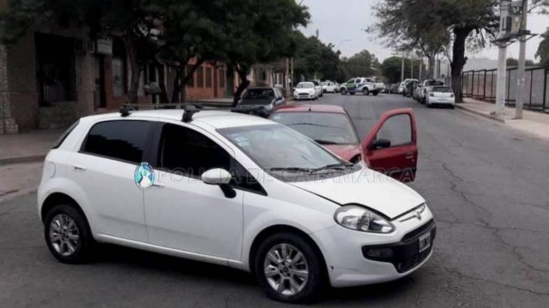 Dos mujeres y una niña heridas tras un choque