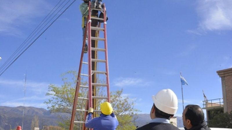 Instalan cámaras de seguridad en Santa María