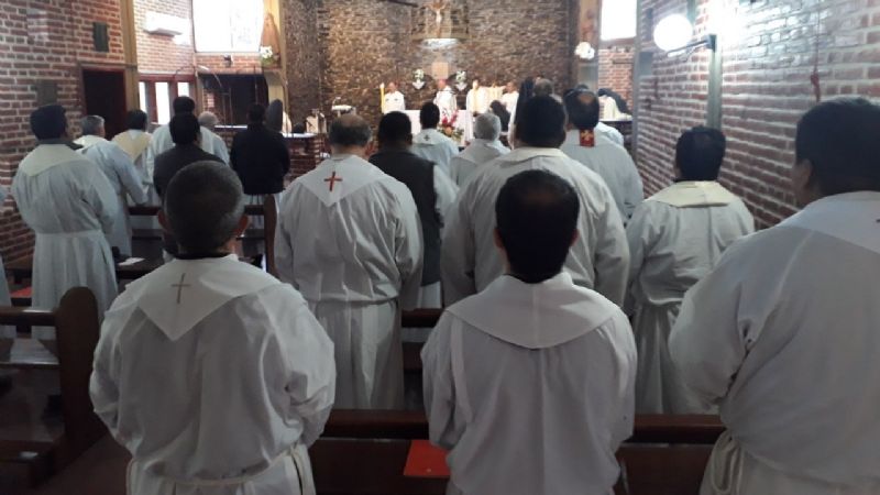 Sacerdotes participaron de procesión al Monasterio Inmaculada del Valle