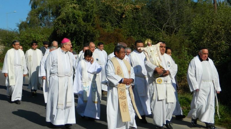 Sacerdotes participaron de procesión al Monasterio Inmaculada del Valle