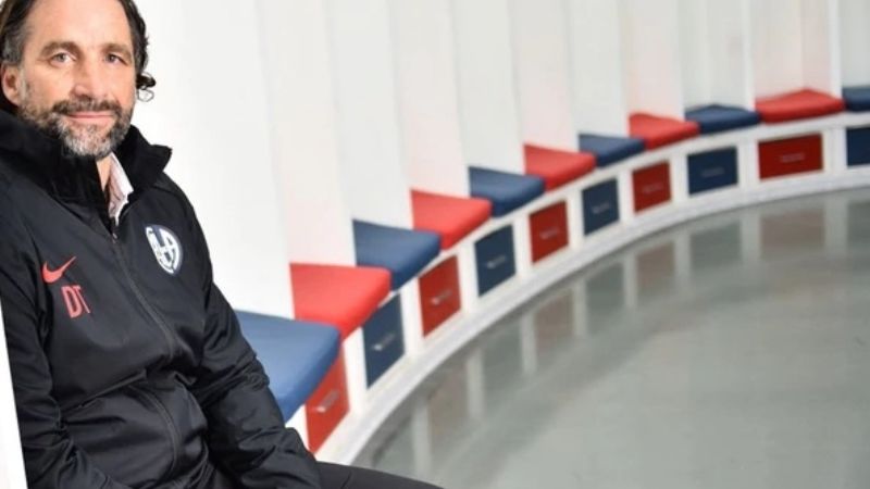 Juan Antonio Pizzi volvió como DT a San Lorenzo