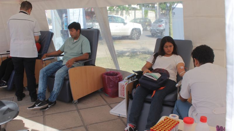 Colecta de sangre en la UNCA por el Día Mundial de la Donación