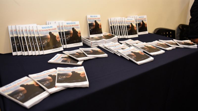 En el Auditorio del Senado, se presentó el libro "Malvinas, el Secreto Revelado"