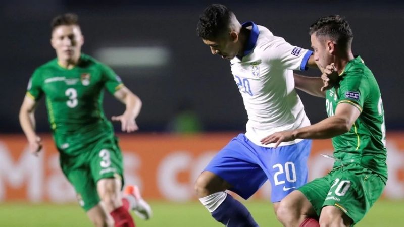 Sufrió un tiempo, pero al final Brasil goleó 3-0 a Bolivia