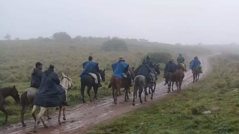 Jinetes peregrinos unieron El Suncho con Piedra Blanca