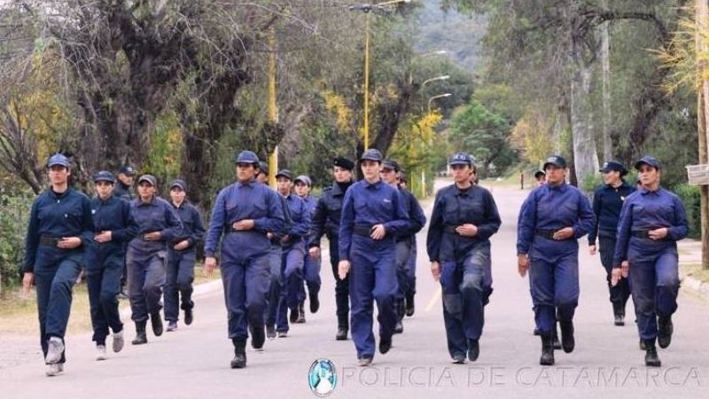Otro grupo de aspirantes a agentes de Policía finalizó el periodo de adaptación