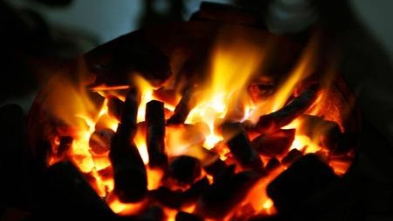 Calentaban el ambiente con un brasero y terminaron intoxicadas en el hospital