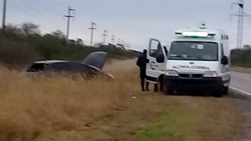 Cordobeses volcaron en la ruta 157