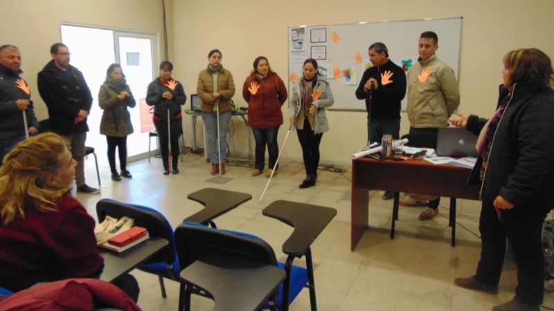 Capacitación en atención a personas con discapacidad visual
